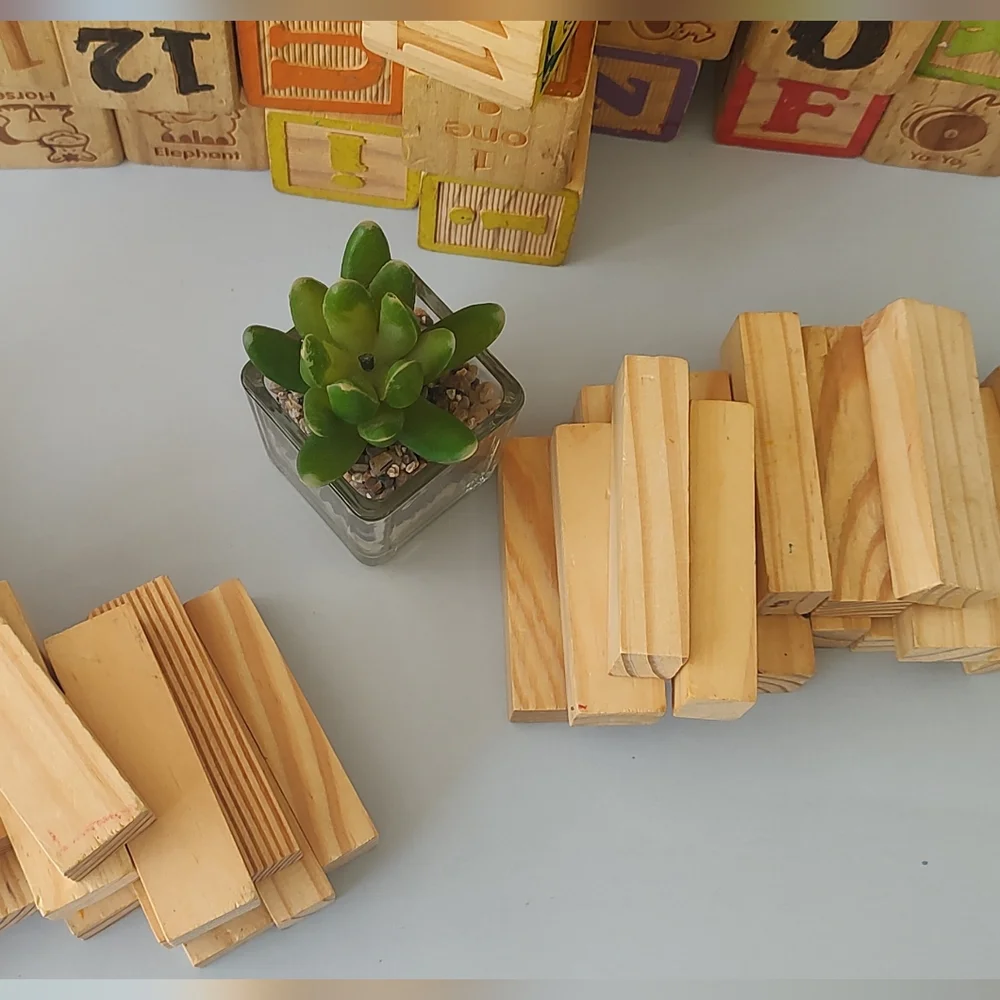Bundle blocks wooden  variety in good condition